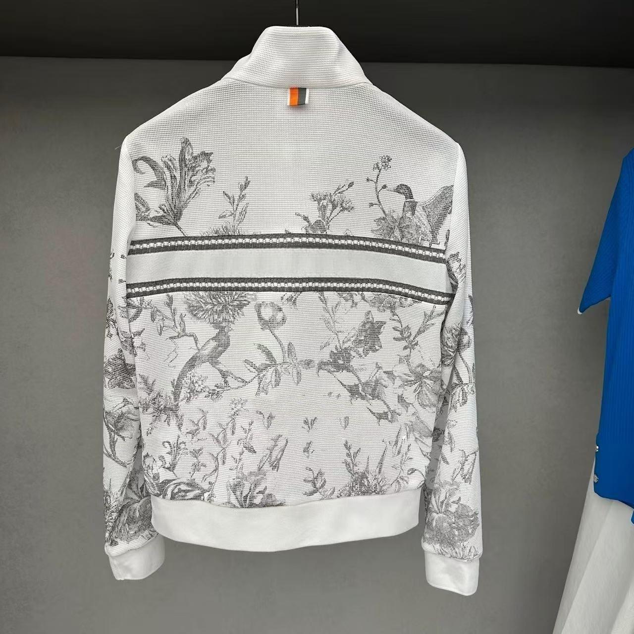 New Women's Golf Jacket: Stand - огляд і ціна Golf Scorecard Holder